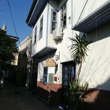 Gizli Bahce Antália